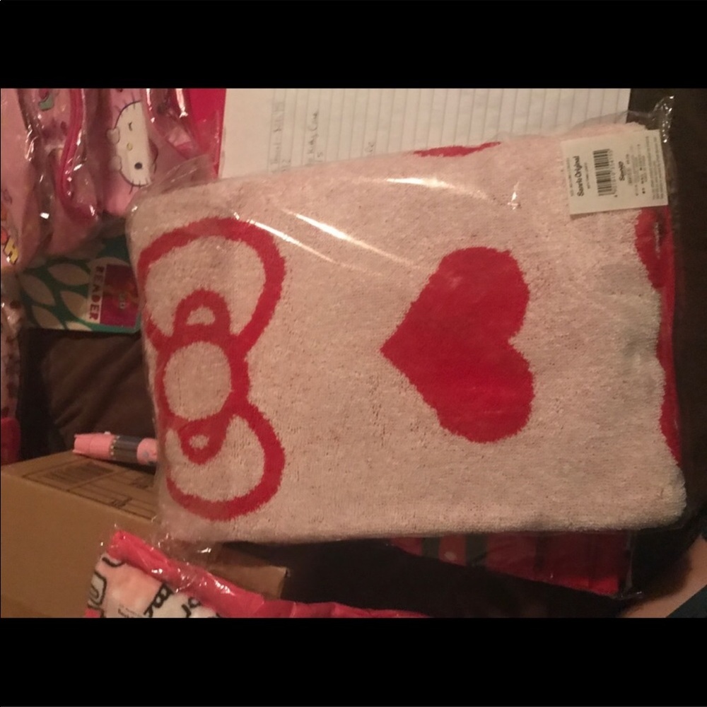 Hello Kitty Towel